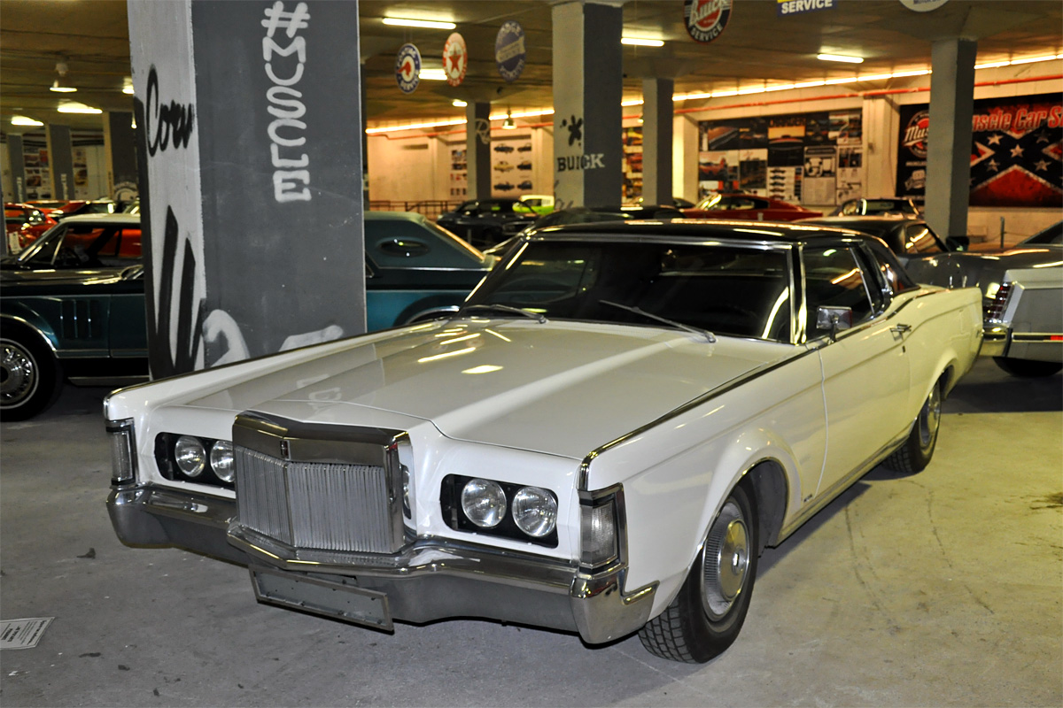 Санкт-Петербург, № (78) Б/Н 0266 — Lincoln Continental (5G) '70-79