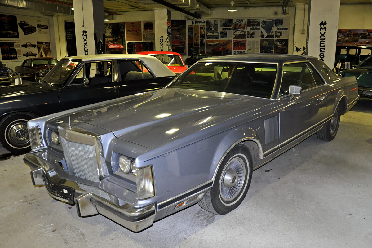 Санкт-Петербург, № (78) Б/Н 0267 — Lincoln Continental (5G) '70-79