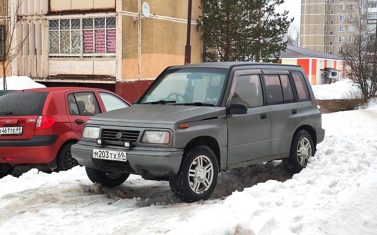 Тверская область, № М 203 ТХ 69 — Suzuki Escudo '88–97
