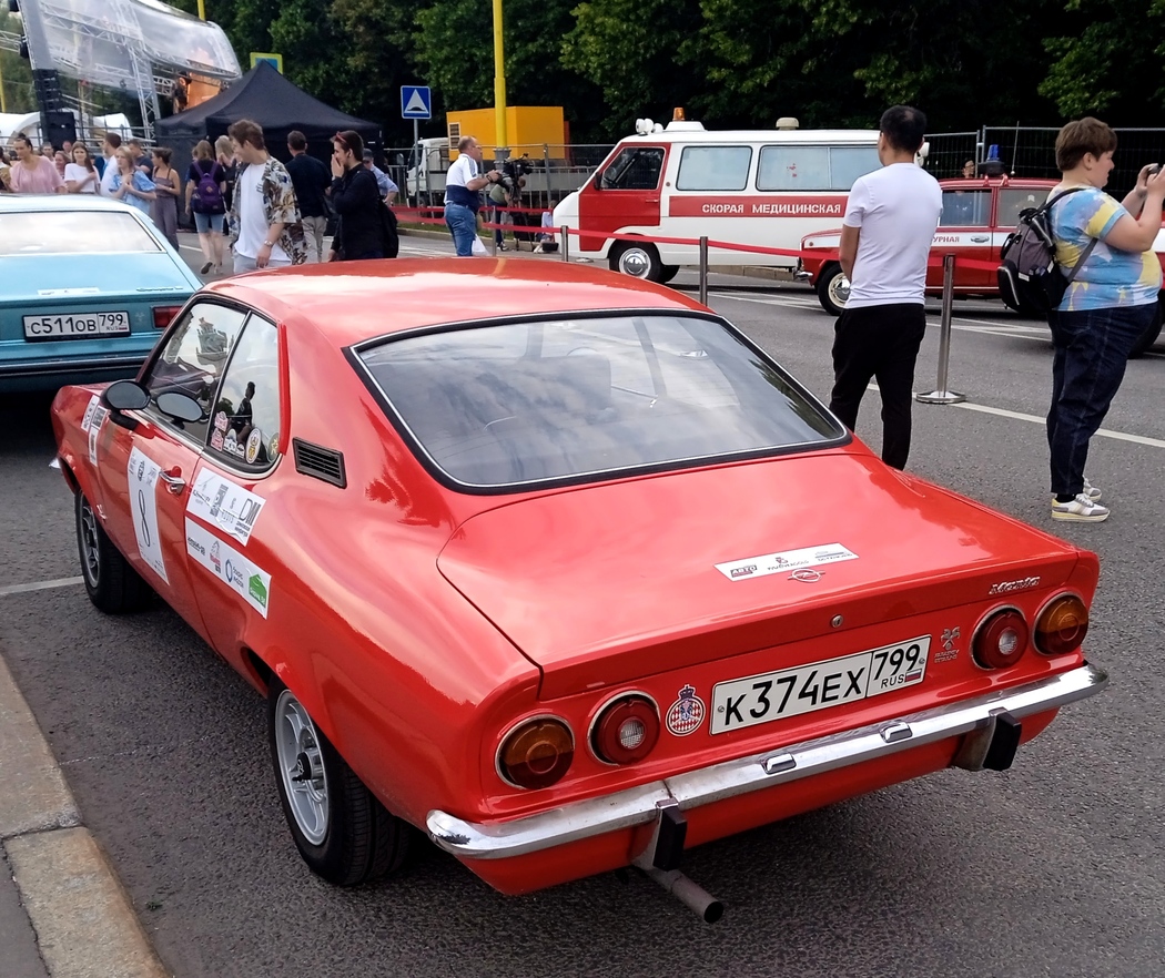 Москва, № К 374 ЕХ 799 — Opel Manta (B) '75-88; Москва — Фестиваль "Ретрорейс" 2023