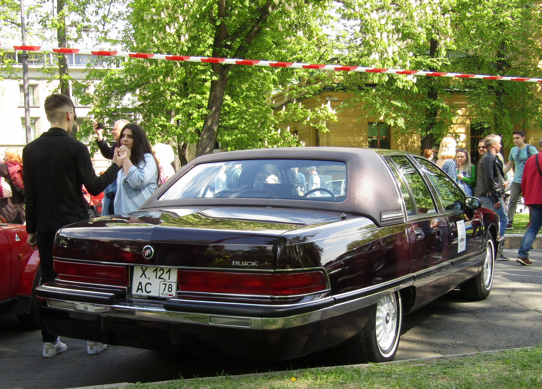 Санкт-Петербург, № Х 121 АС 78 — Buick Roadmaster (8G) '91-96; Санкт-Петербург — Международный транспортный фестиваль "SPb TransportFest 2023"