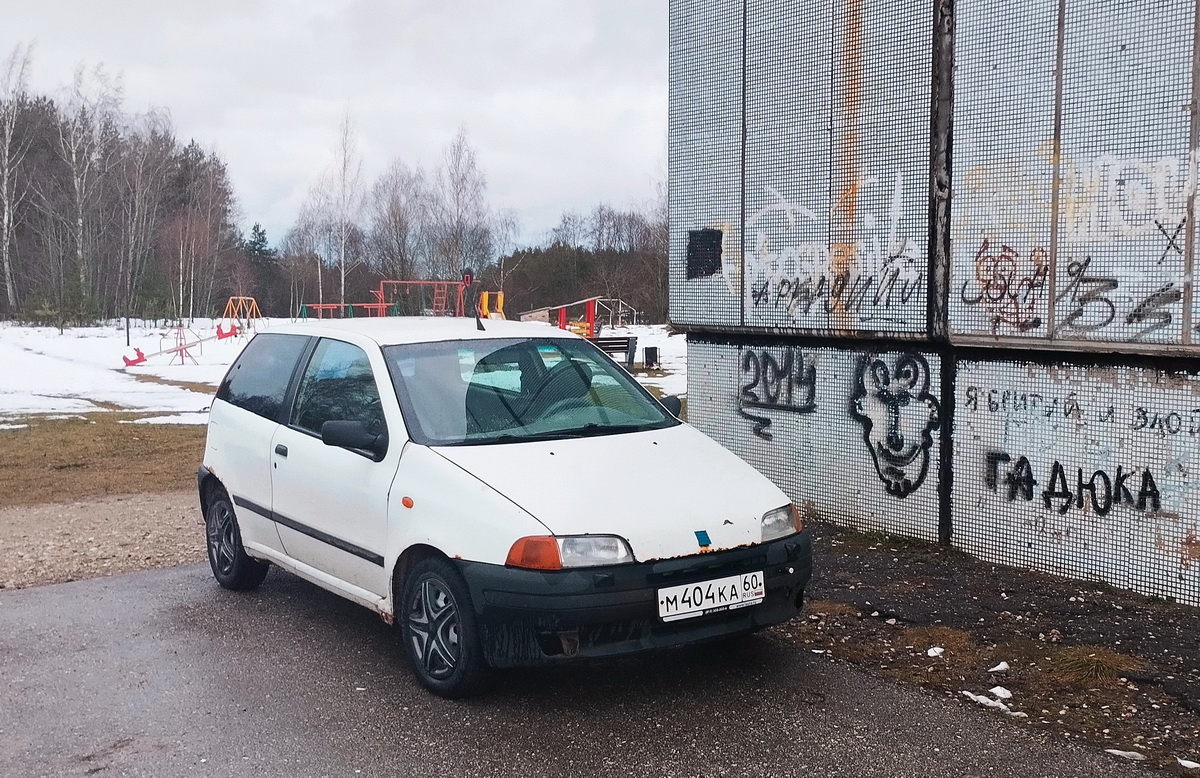 Псковская область, № М 404 КА 60 — FIAT Punto (176) '1993–2000