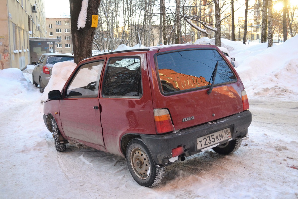 Удмуртия, № Т 235 КМ 18 — ВАЗ-1111 Ока (СеАЗ) '95-08