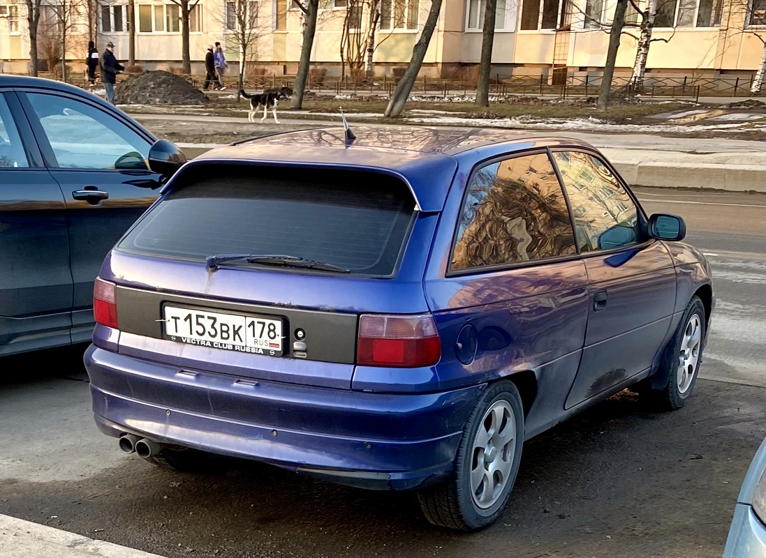Санкт-Петербург, № Т 153 ВК 178 — Opel Astra (F) '91-98