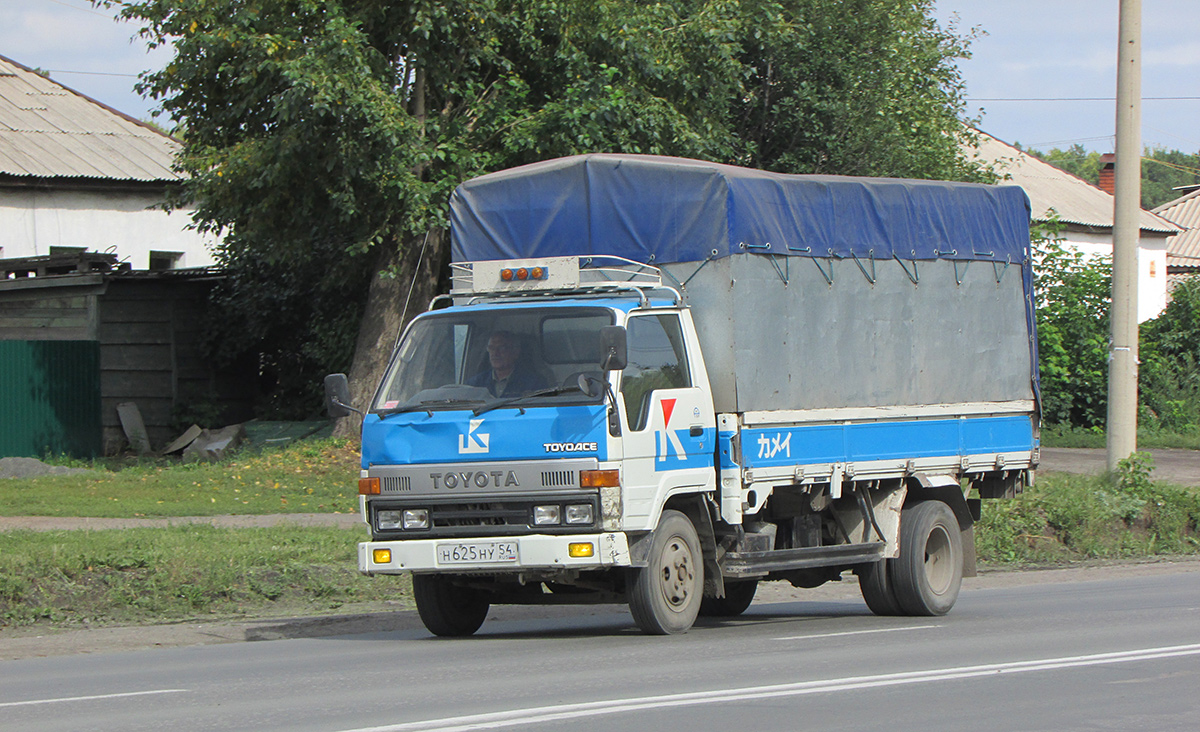 Новосибирская область, № Н 625 НУ 54 — Toyota Toyoace (LY60) '85–95