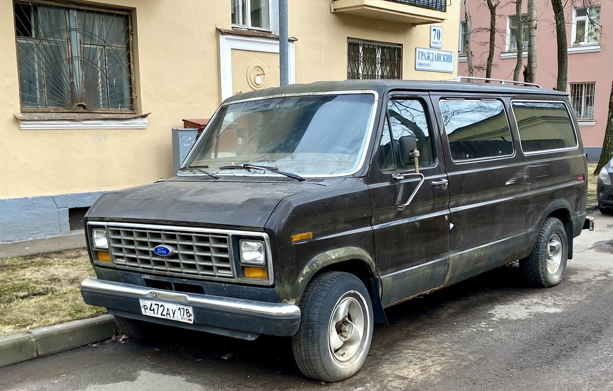 Санкт-Петербург, № Р 472 АУ 178 — Ford E-Series (3G) '75-91