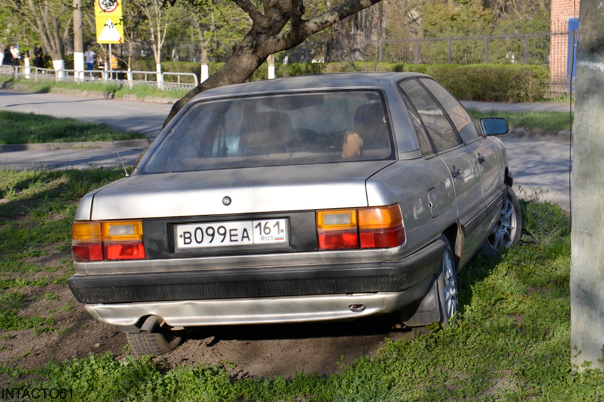Ростовская область, № В 099 ЕА 161 — Audi 100 (C3) '82-91