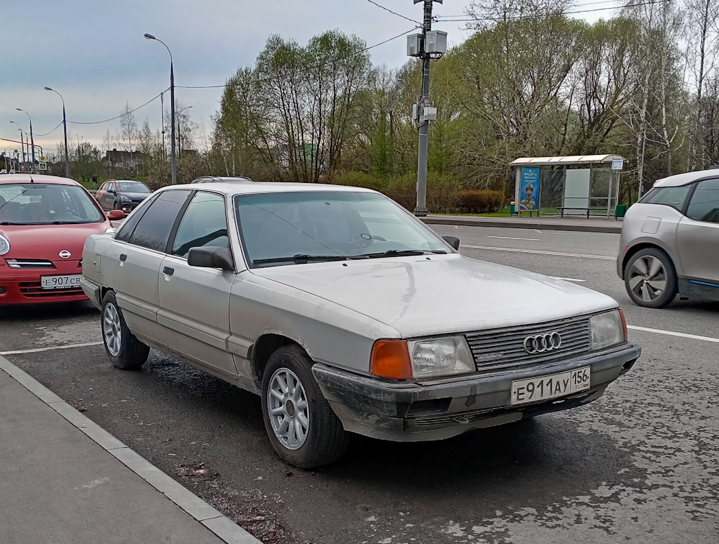 Оренбургская область, № Е 911 АУ 156 — Audi 100 (C3) '82-91