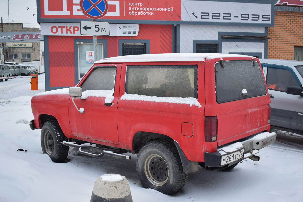 Алтайский край, № М 261 ТС 22 — Ford Bronco II '83-90