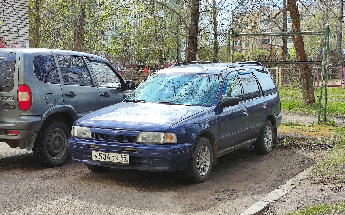 Тверская область, № У 504 ТК 69 — Nissan Sunny (Y10) '90-00