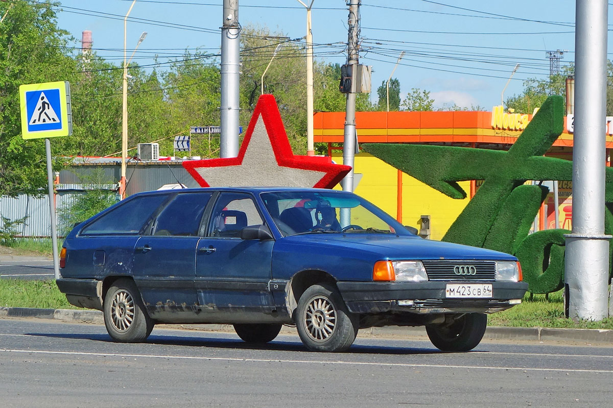 Саратовская область, № М 423 СВ 64 — Audi 100 Avant (C3) '82-91