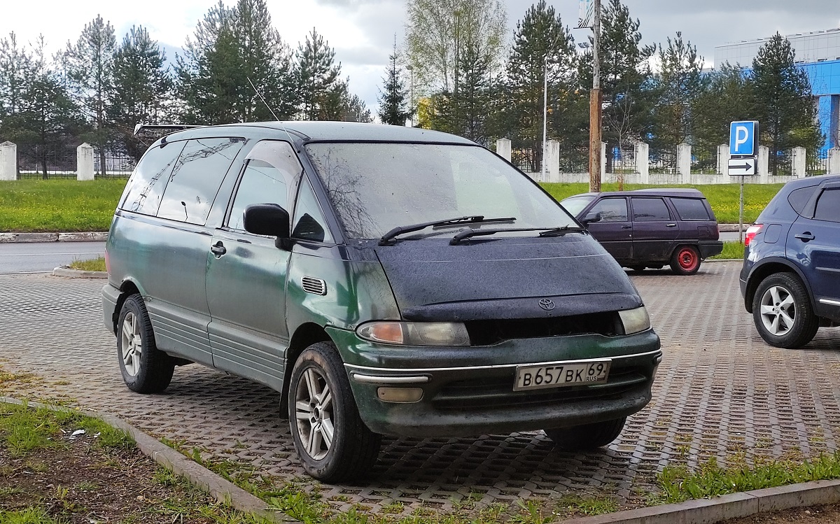 Тверская область, № В 657 ВК 69 — Toyota Estima Lucida '92–99