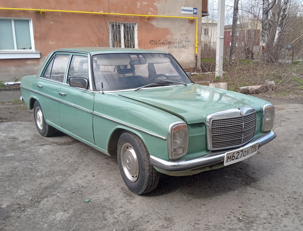 Свердловская область, № М 627 ОУ 196 — Mercedes-Benz (W114/W115) '72-76