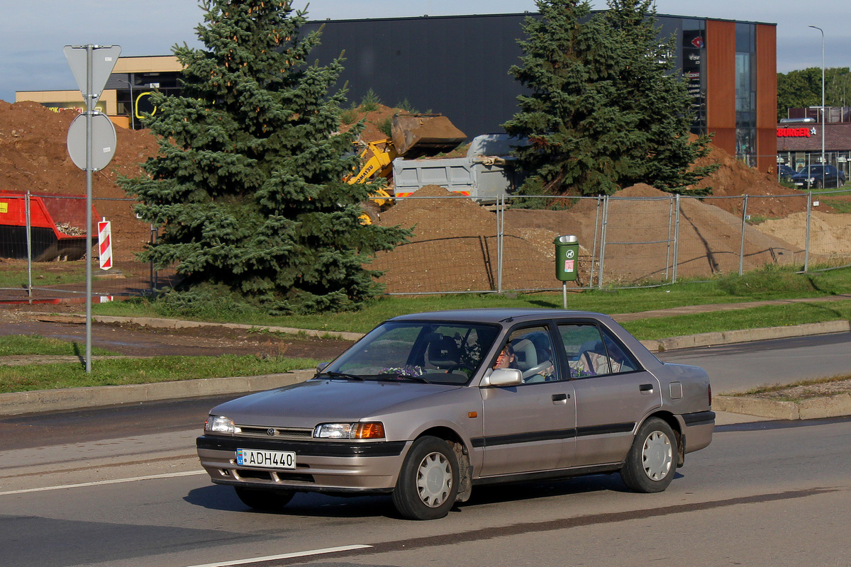 Литва, № ADH 440 — Mazda 323 (BG) '89-94