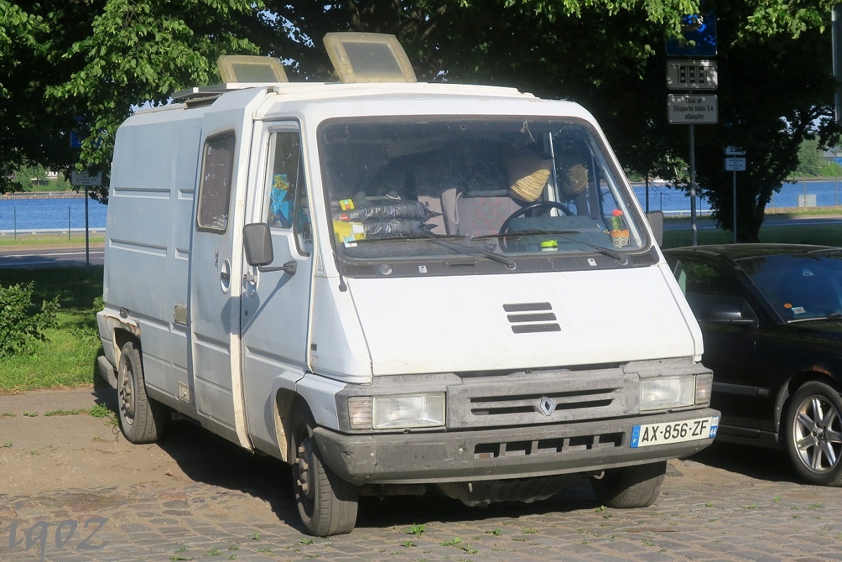 Франция, № AX-856-ZF — Renault Master '80-97