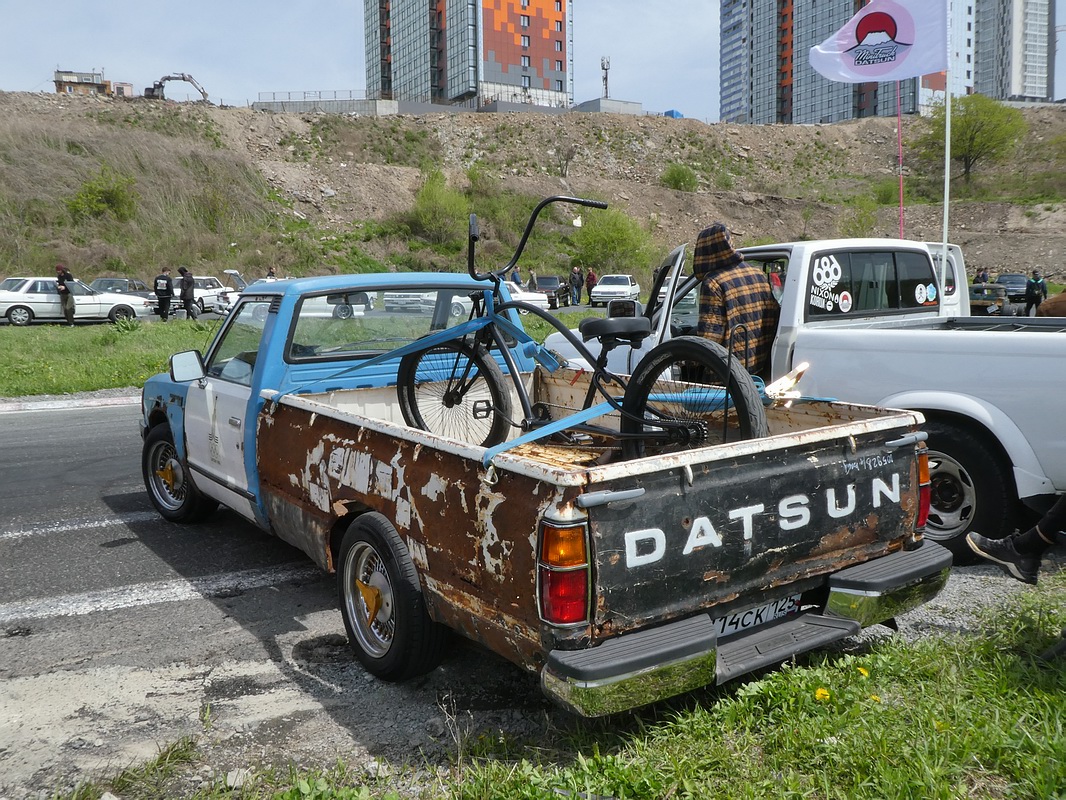 Приморский край, № В 214 СК 125 — Datsun Pickup (720) '79-85; Приморский край — Открытие сезона JDM Oldschool Cars (2024)