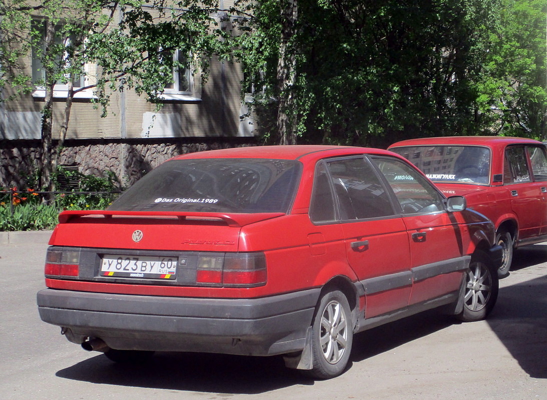 Псковская область, № У 823 ВУ 60 — Volkswagen Passat (B3) '88-93