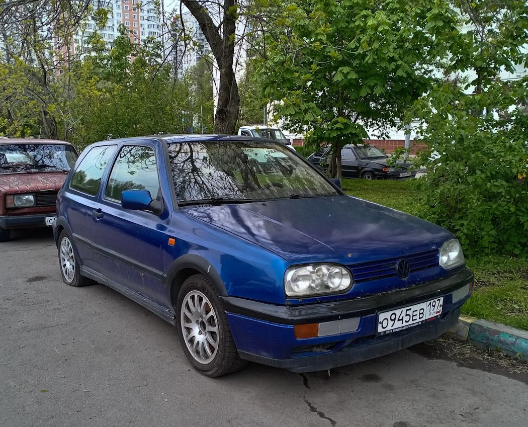 Москва, № О 945 ЕВ 197 — Volkswagen Golf III '91-98