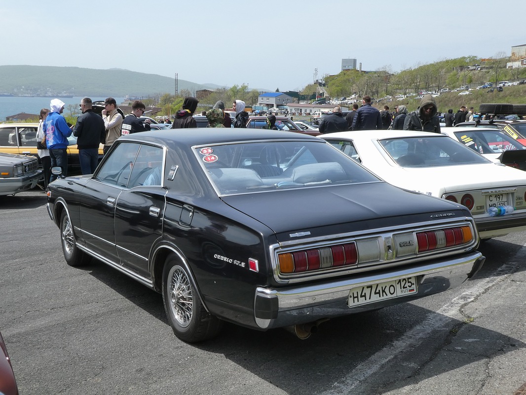 Приморский край, № Н 474 КО 125 — Nissan Cedric (330) '75-79; Приморский край — Открытие сезона JDM Oldschool Cars (2024)