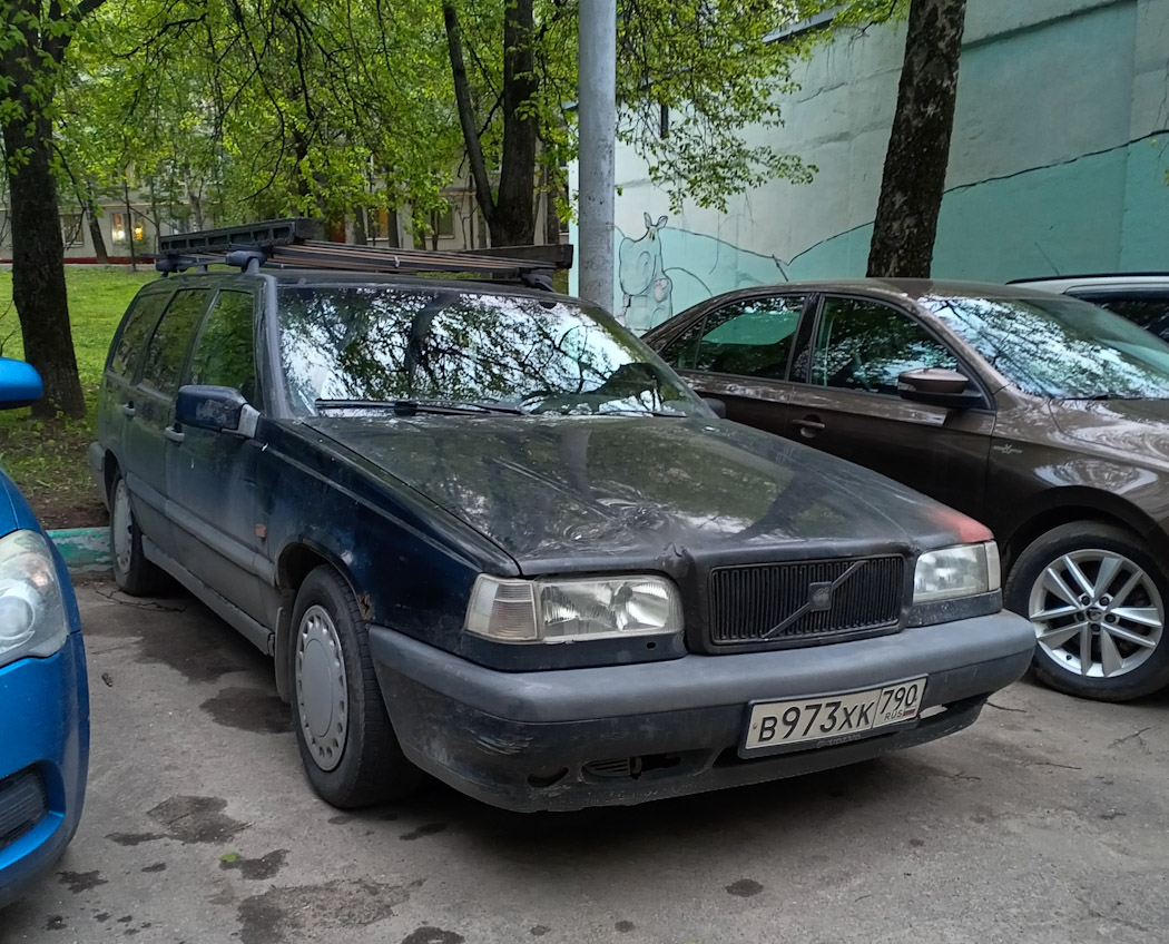 Московская область, № В 973 ХК 790 — Volvo 850 '91-97