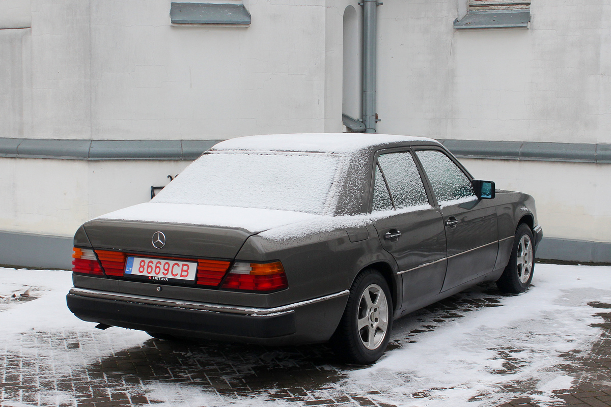 Литва, № 8669 CB — Mercedes-Benz (W124) '84-96