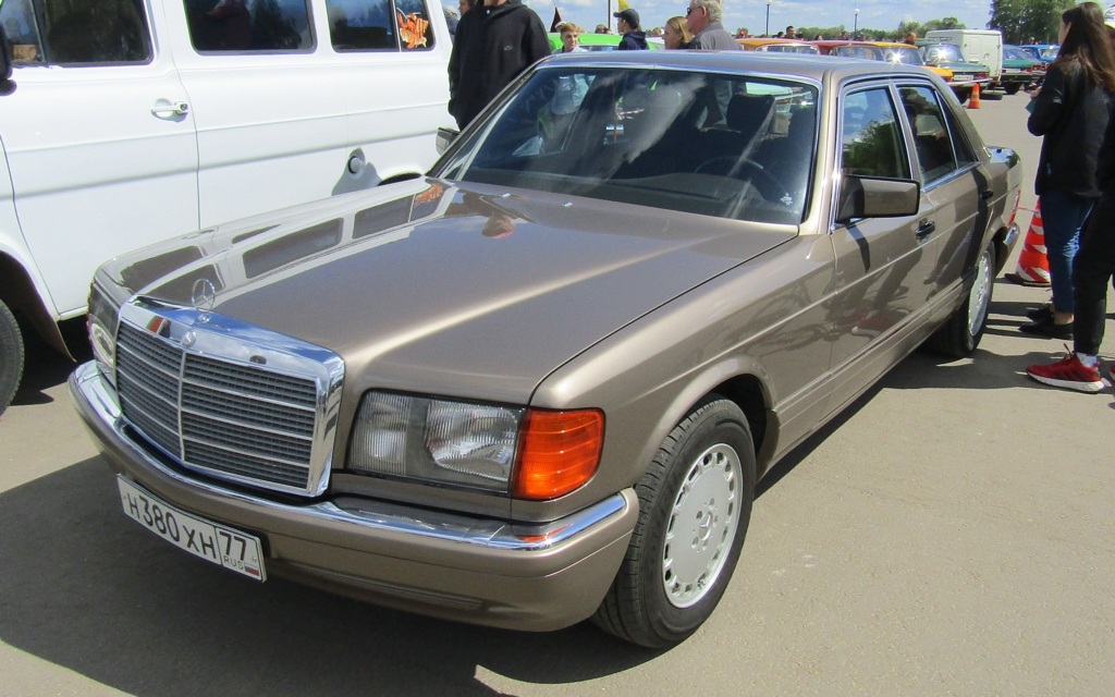 Москва, № Н 380 ХН 77 — Mercedes-Benz (W126) '79-91; Тверская область — День города Осташков 2023