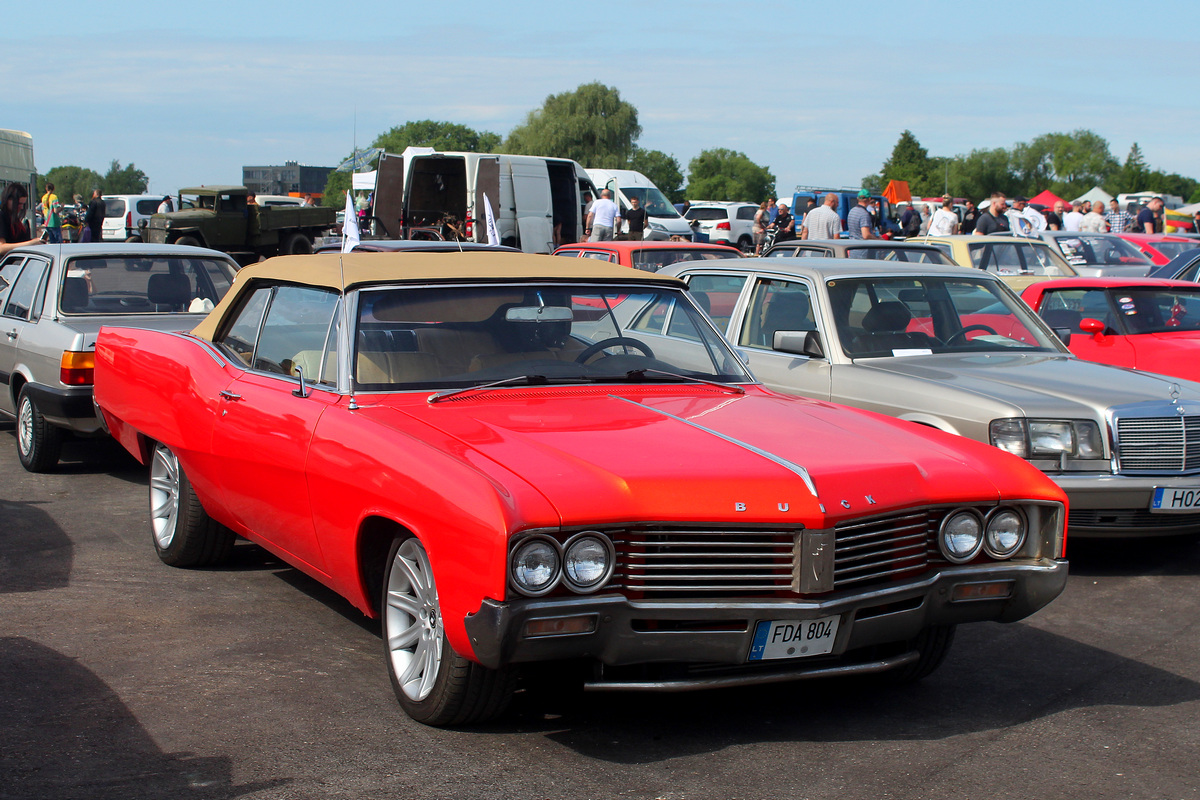 Литва, № FDA 804 — Buick Electra (3G) '65-70; Литва — Retro mugė 2024