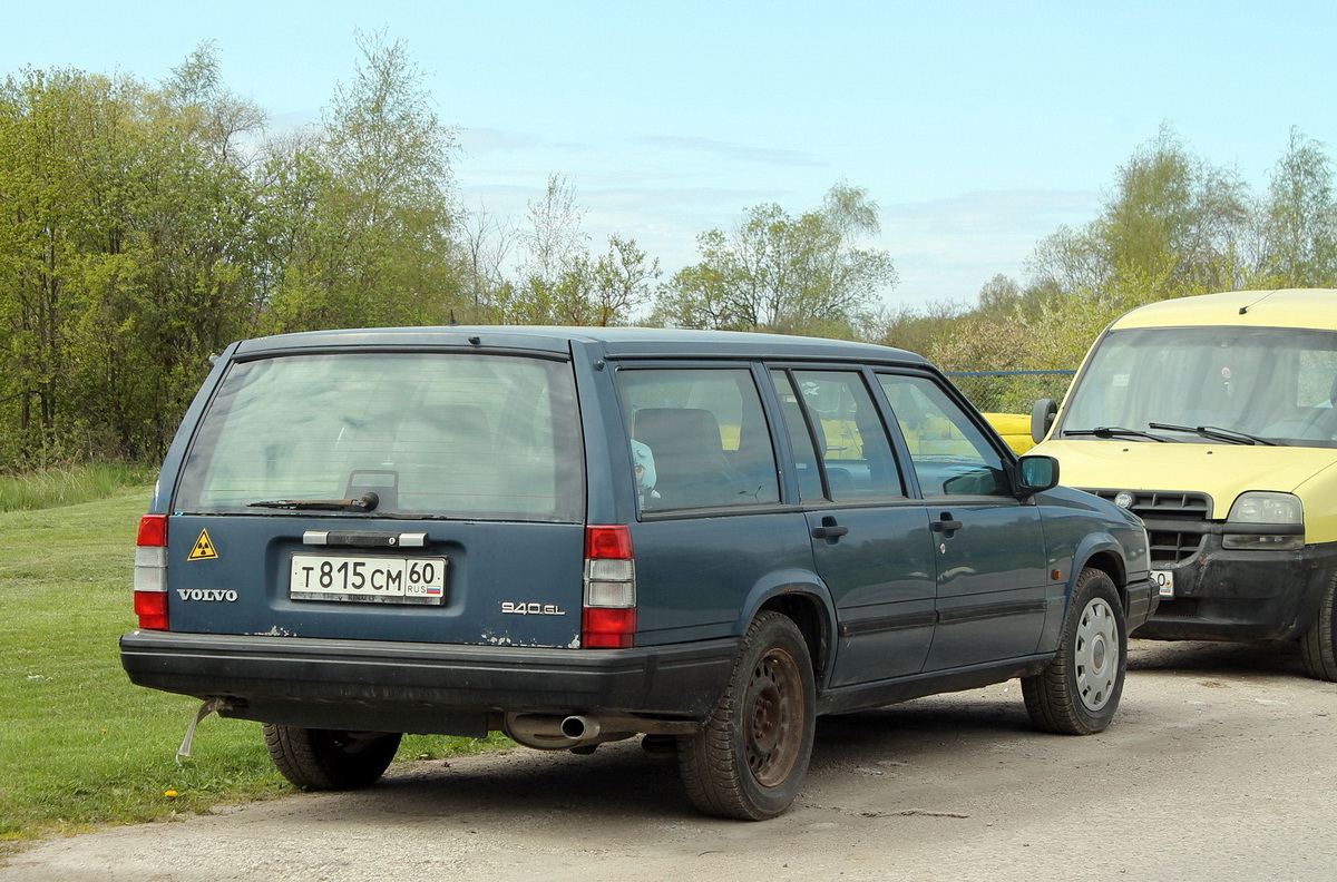 Псковская область, № Т 815 СМ 60 — Volvo 740 '84-92