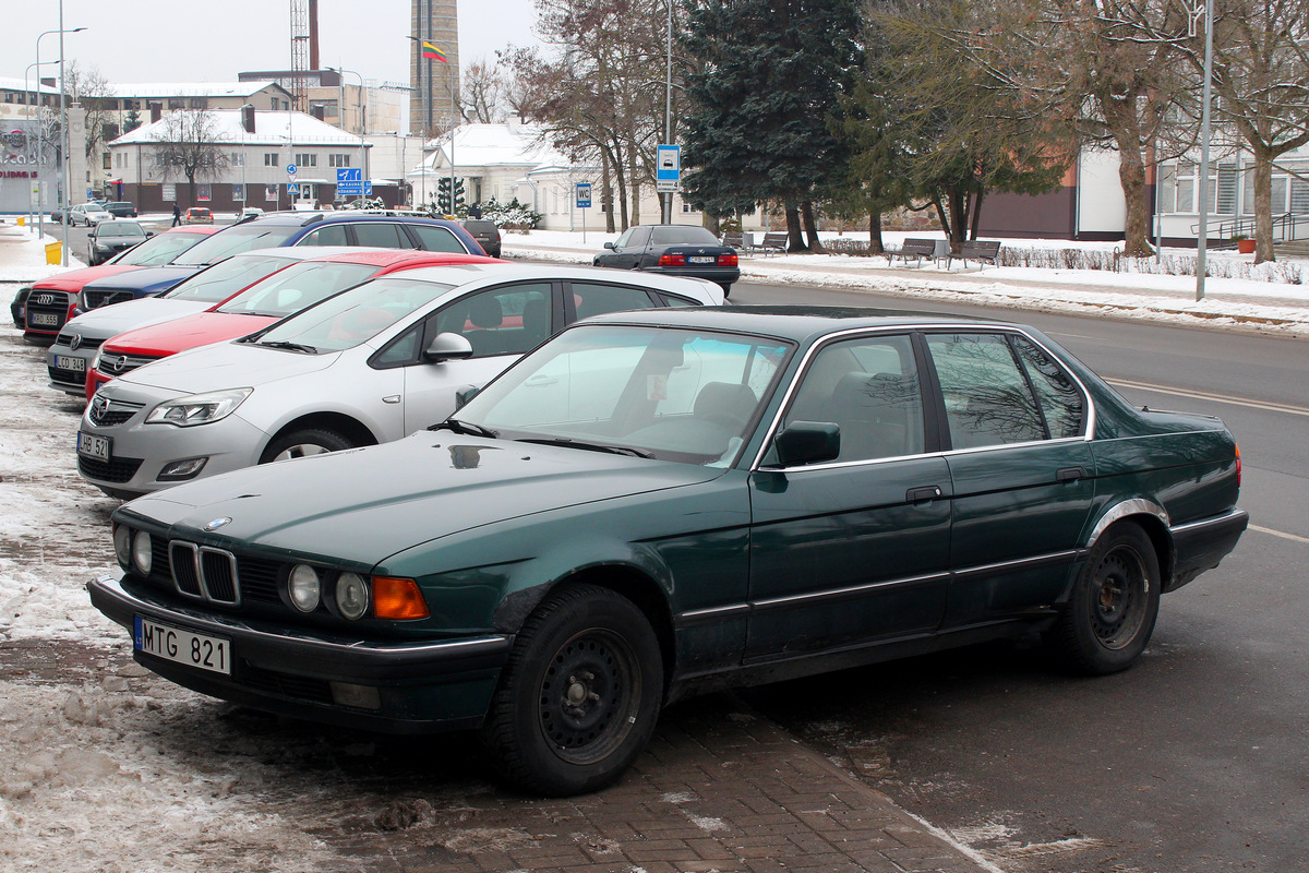 Литва, № MTG 821 — BMW 7 Series (E32) '86-94