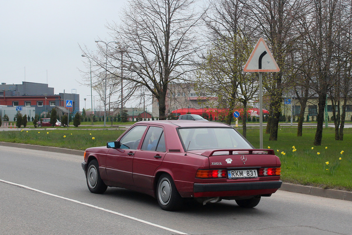 Литва, № RKM 831 — Mercedes-Benz (W201) '82-93