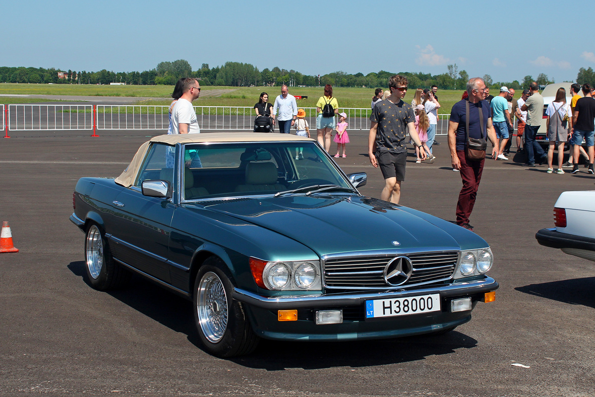 Литва, № H38000 — Mercedes-Benz (R107/C107) '71-89; Литва — Retro mugė 2024
