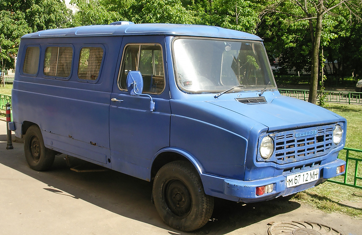 Москва, № М 6712 МН — Leyland Sherpa Van '75–78