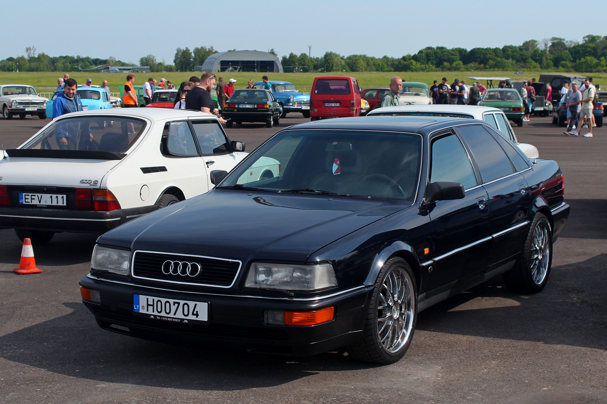 Литва, № H00704 — Audi V8 '88-94; Литва — Retro mugė 2024