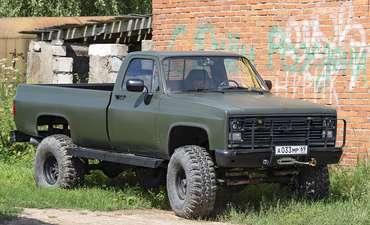 Тверская область, № А 033 МР 69 — Chevrolet C/K-Series (4G) '88-00