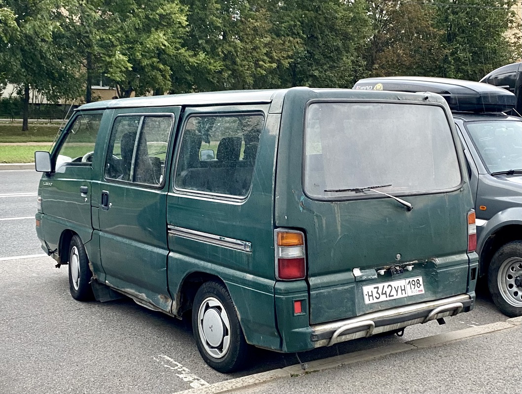 Санкт-Петербург, № Н 342 УН 198 — Mitsubishi L300 (2G) '86-99