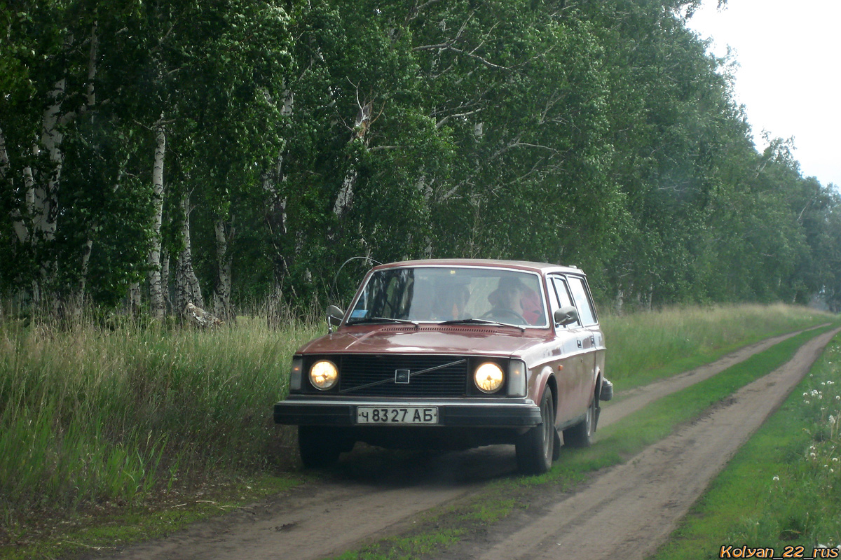 Алтайский край, № Ч 8327 АБ — Volvo 240 Series (общая модель)