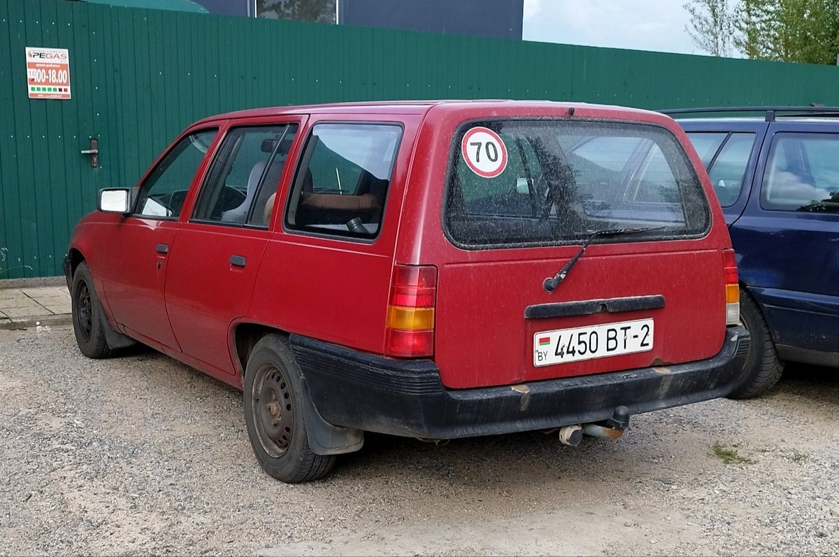 Витебская область, № 4450 ВТ-2 — Opel Kadett (E) '84-95