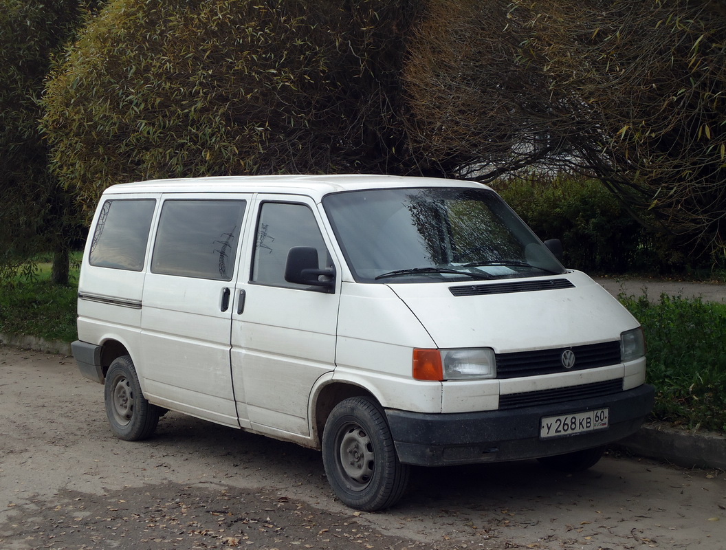 Псковская область, № У 268 КВ 60 — Volkswagen Typ 2 (T4) '90-03