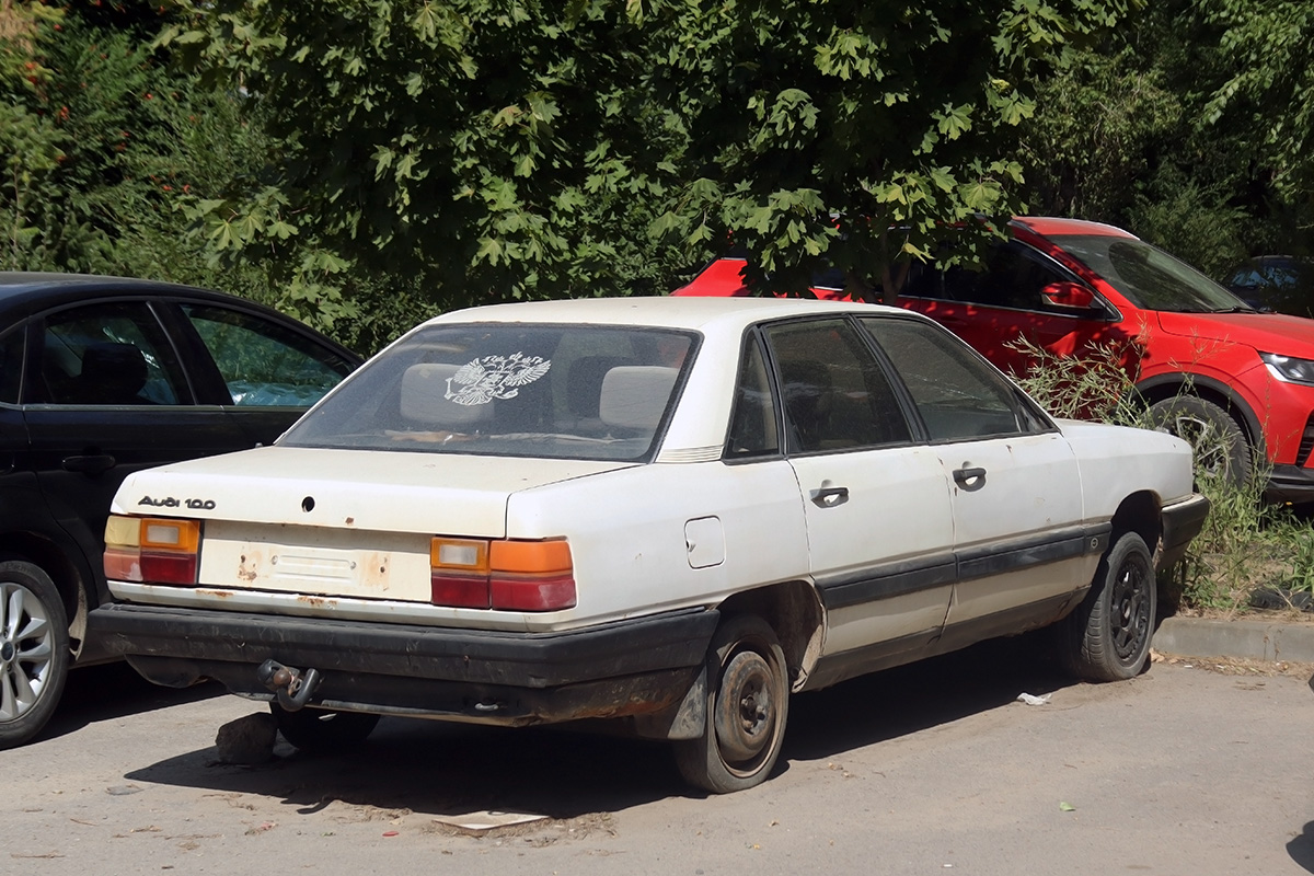 Волгоградская область, № (34) Б/Н 0049 — Audi 100 (C3) '82-91