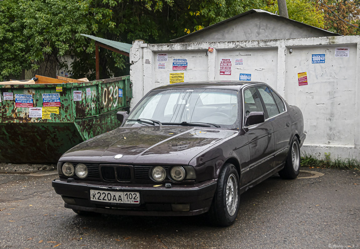 Башкортостан, № К 220 АА 102 — BMW 5 Series (E34) '87-96