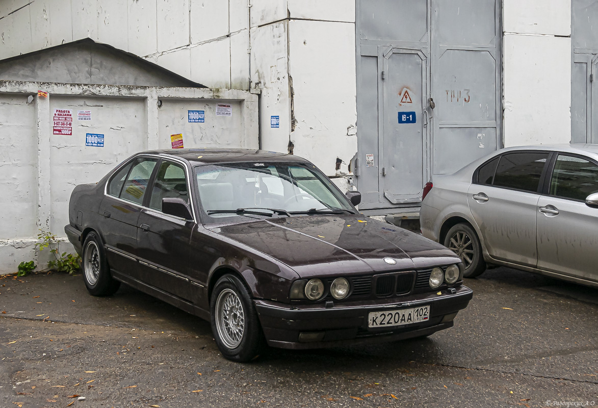 Башкортостан, № К 220 АА 102 — BMW 5 Series (E34) '87-96