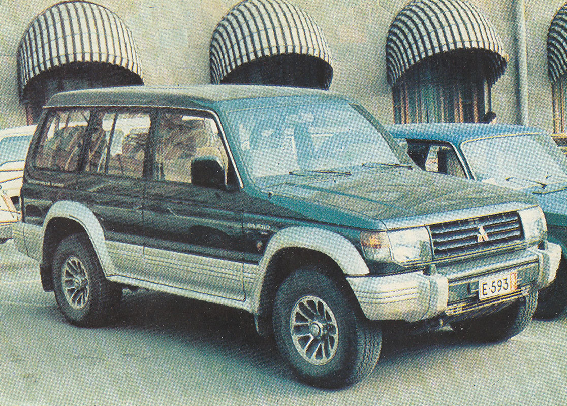 Финляндия, № E-593 — Mitsubishi Pajero (2G) '91-97; Санкт-Петербург — Иностранные легковые автомобили (1990-е гг.)