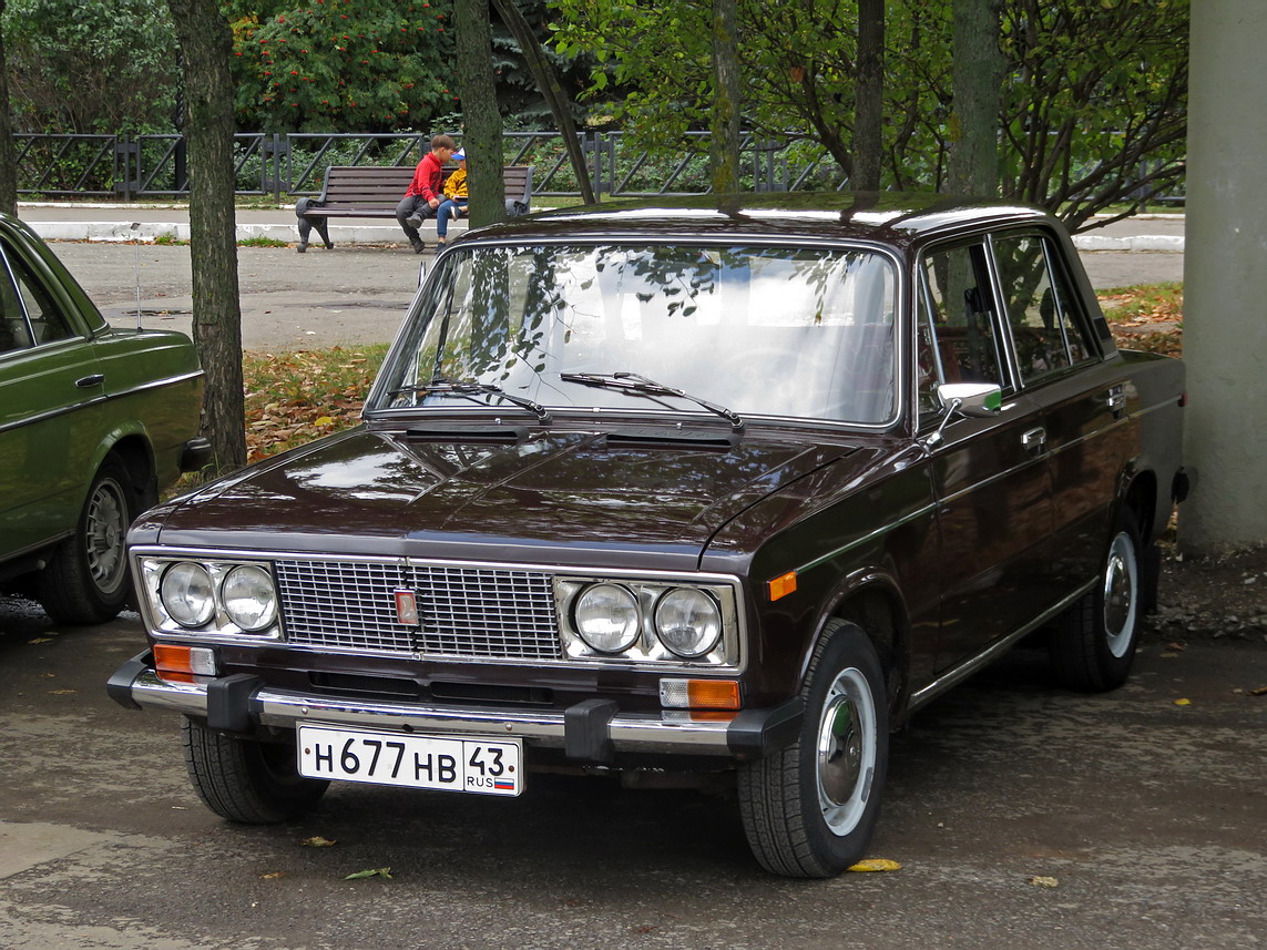 Кировская область, № Н 677 НВ 43 — ВАЗ-2106 '75-06; Кировская область — Выставка ретро-автомобилей в Кирове на площади маршала Конева 21 сентября 2024 года