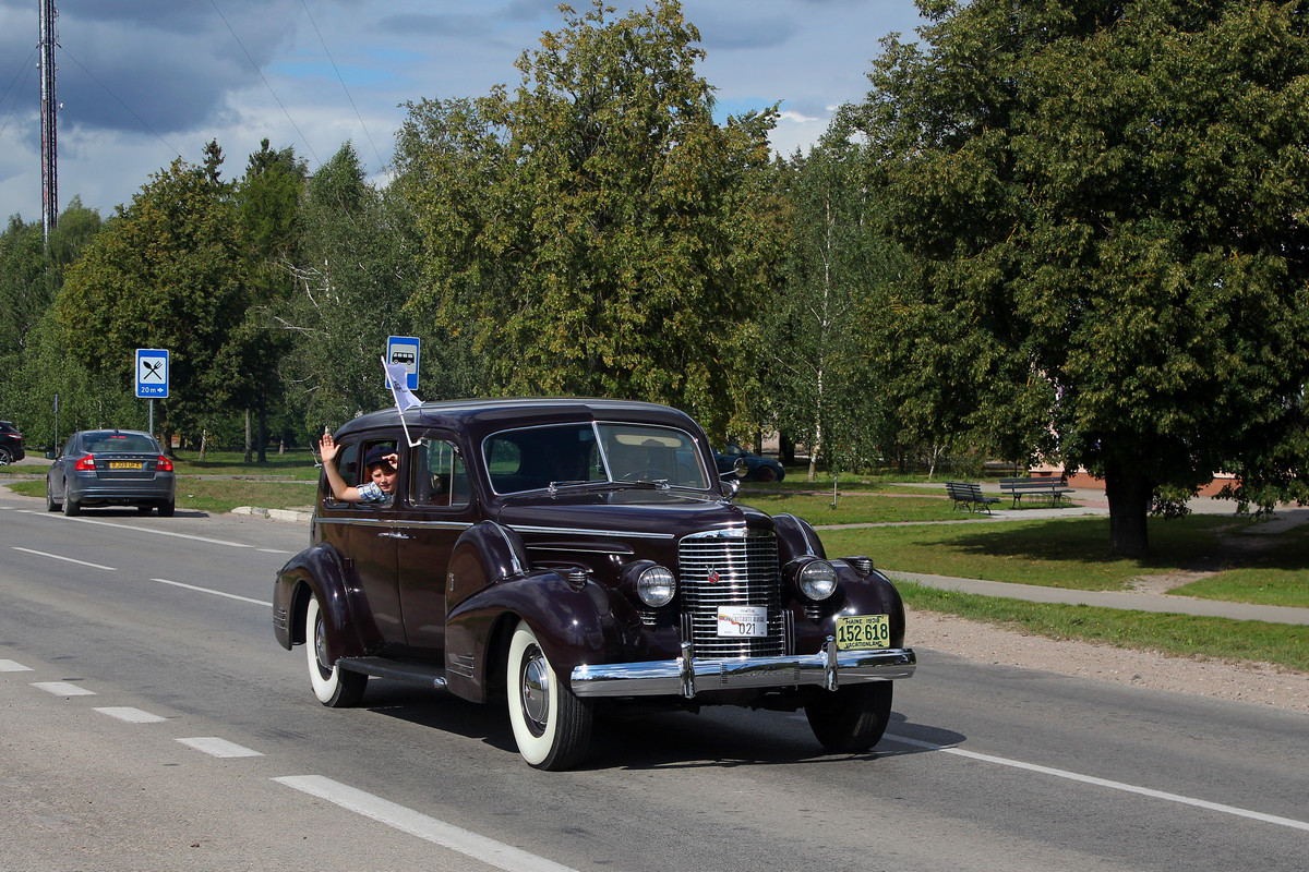 Литва, № 152-618 — Cadillac V16 '30-40; Литва — Nesenstanti klasika 2024