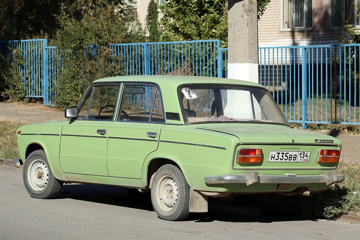 Волгоградская область, № Н 335 ВВ 134 — ВАЗ-2103 '72-84