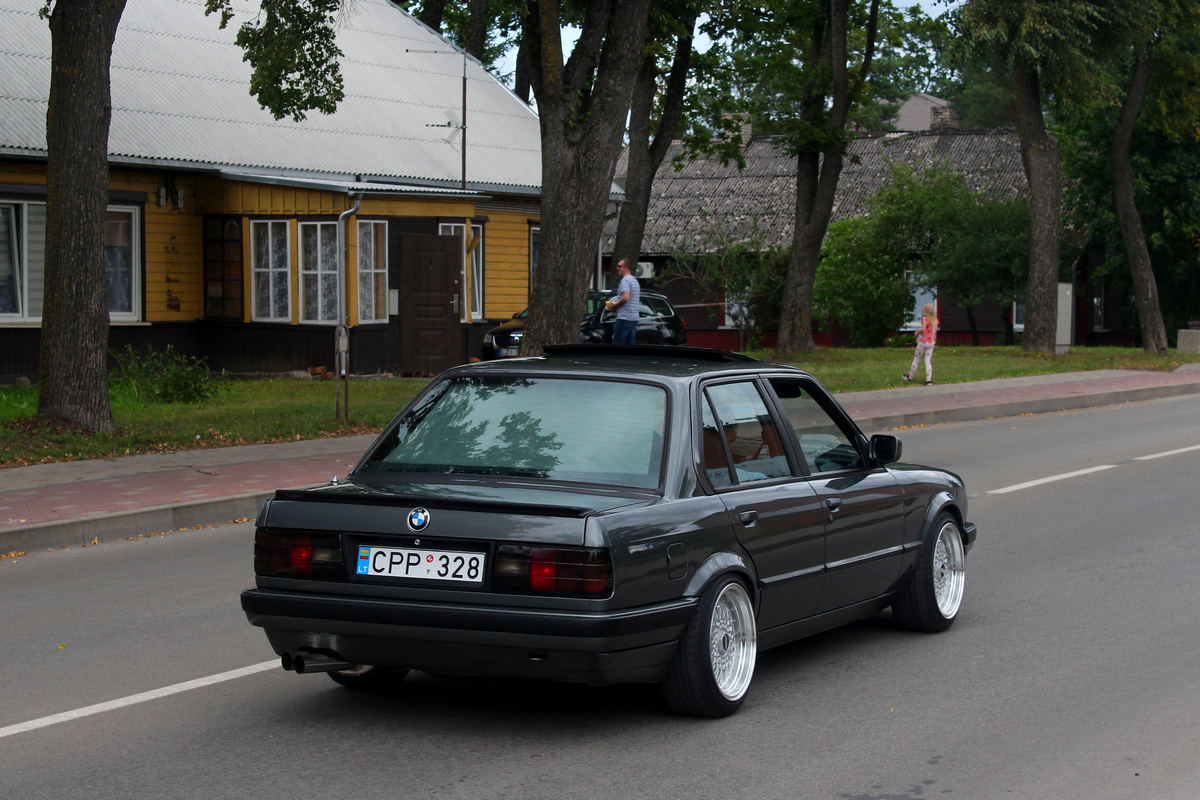 Литва, № CPP 328 — BMW 3 Series (E30) '82-94