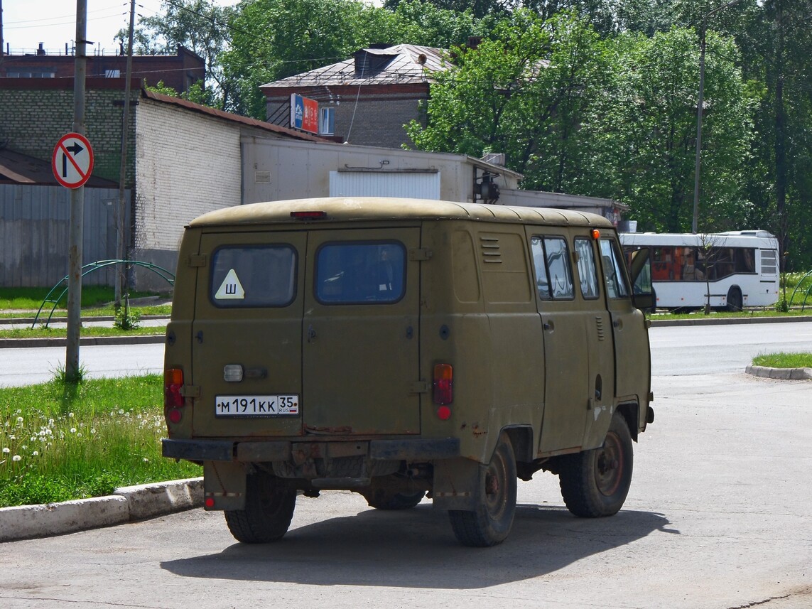 Вологодская область, № М 191 КК 35 — УАЗ-3909 '94-03