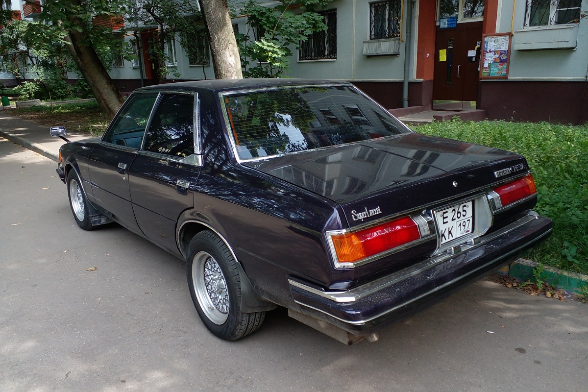 Москва, № Е 265 КК 197 — Toyota Cresta (X50/X60) '80-84