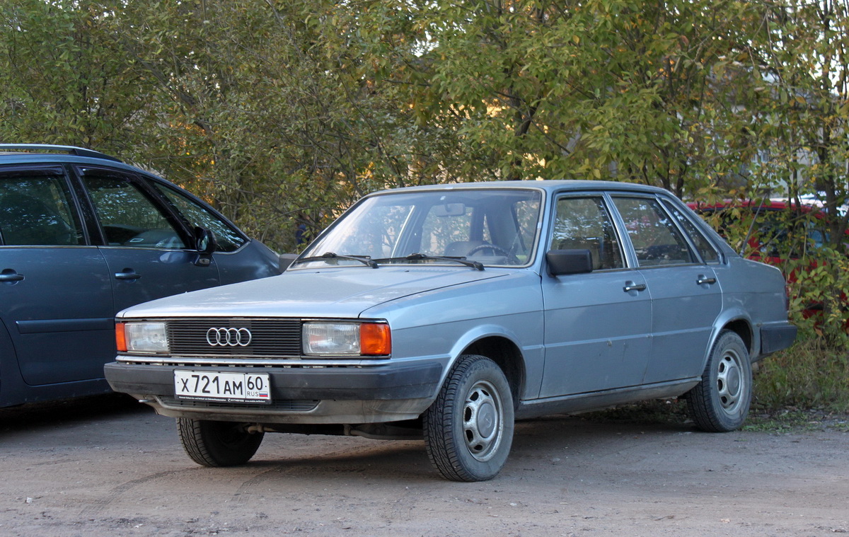 Псковская область, № Х 721 АМ 60 — Audi 80 (B2) '78-86