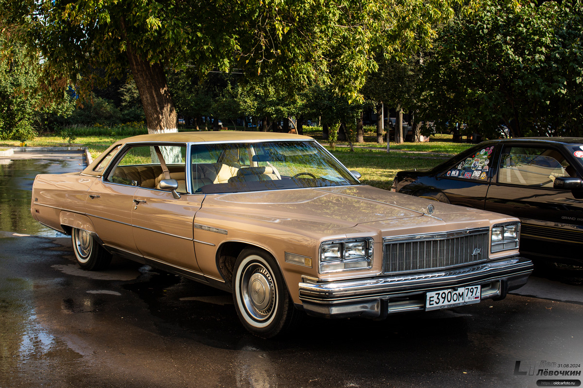 Москва, № Е 390 ОМ 797 — Buick Skylark (4G) '80-85; Москва — Алексеевский ретро-стиль 2024